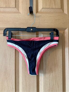 Fae Swim Women’s Black and Pink Bikini Bottoms